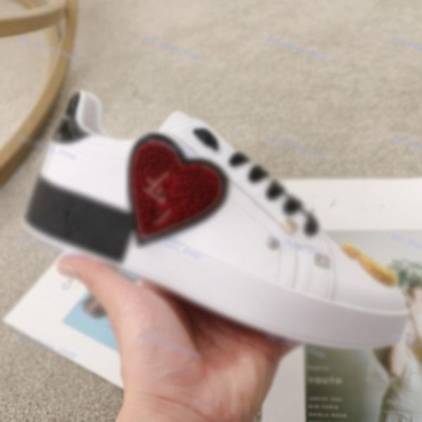 

2021 mens crown leather casual shoes platforms print pattern couple shoes fashion personality wild sports skateboard shoes, Black;red