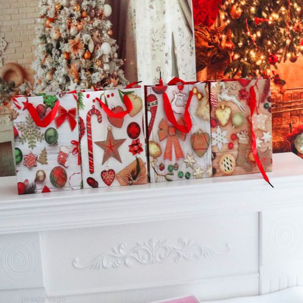 

2020 new edition gift high grade white card creative dusting christmas paper bag