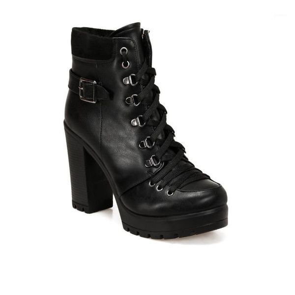 

flo teda black female postal butigo1