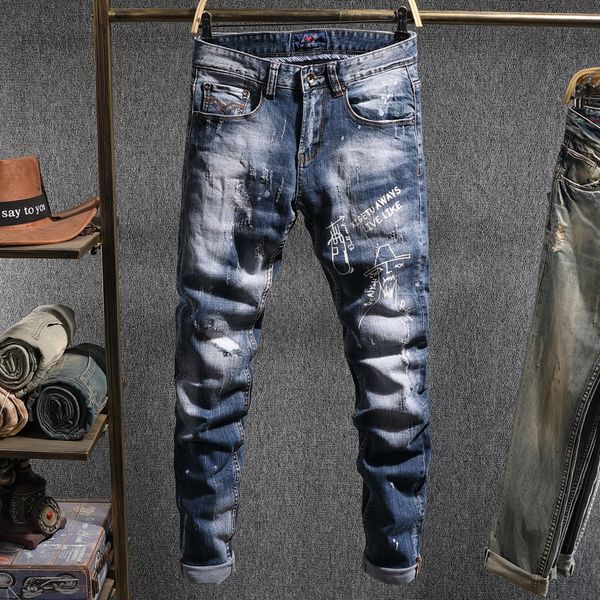 

2021 new fashion streetwear retro blue slim fit ripped men printed designer denim pants hip hop jeans homme hnnc