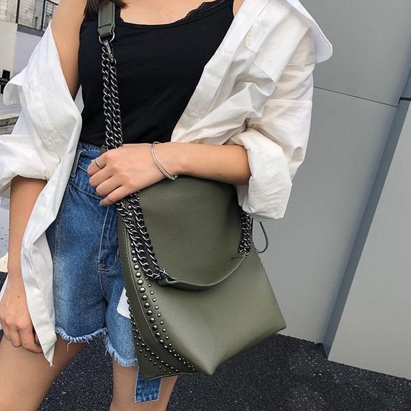 

brand design women shoulder bag large capacity chain bucket handbags pu leather women's totes shopping bag rivet bolsa feminin
