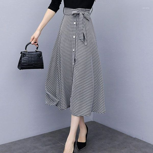 

2020 autumn women skirt high waist pleated skirt vintage plaid midi houndstooth casual chic skirts1, Black
