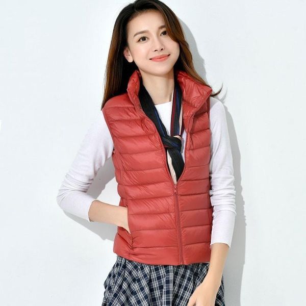 

2019 new winter vest stand collar short down jacket female white duck feather simple light and thin coat women plus size hj1581, Black