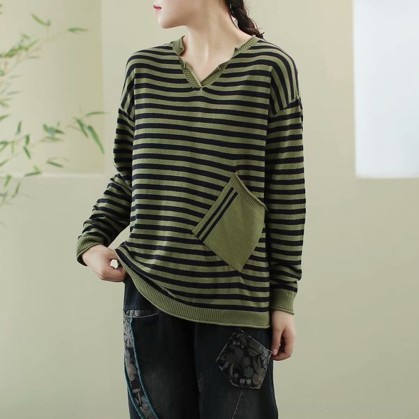 

qi engraves the autumn new style literature and art v-pullover striped knitwear with loose casual and thin pullover knitwearknitwear kni, White;black