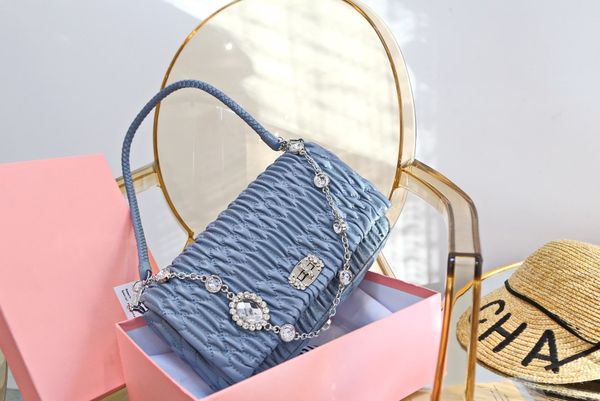 

elegant and exquisite girl's shoulder bag lady's diamond chain hand-held underarm bag, high-quality leather single shoulder bag
