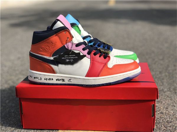 

2020 melody ehsani x air authentic 1 mid wmns fearless retro habanero red 1s cq7629 -100 basketball shoes men women sneakers with box, Black