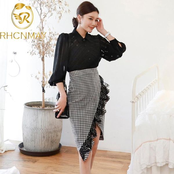 

2020 summer women work 2 pcs set fashion black chiffon stand shirt + plaid irreguls tassel skirts set1, White