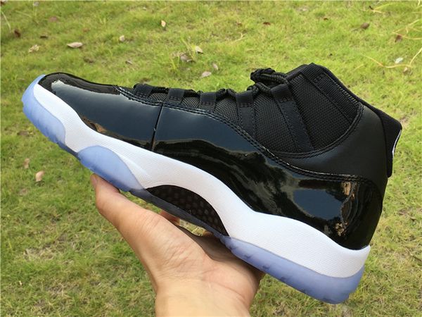 

2021 new 11 space jam 45 win like 96 82 concord 45 real carbon fiber men dress shoes outdoor sneakers with original box, Black