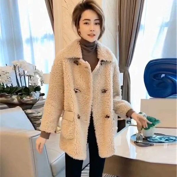 

women's fur & faux women 2021 winter natural sheep coat female thick real lambs wool jacket lady plus size loose genuine overcoats b50, Black