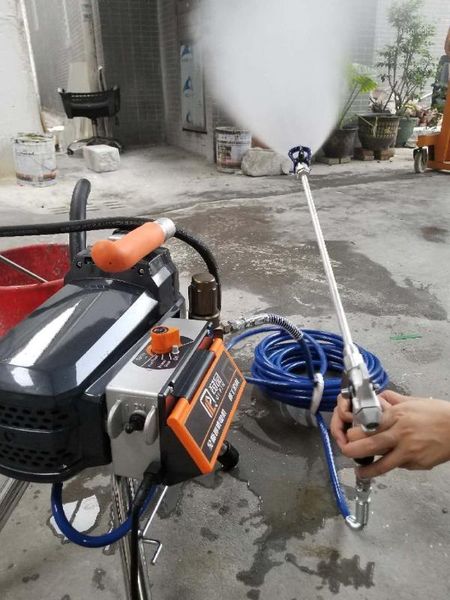 

3.2l airless paint sprayer x6 professional airless spray gun 3200w 220v/110v high pressure painting machine spraying1