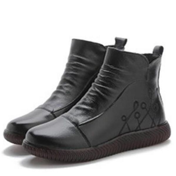 

2021 new soft cowhide embroidered fashion autumn winter boots women leather boots casual sneaker warm shoes woman flat, Black