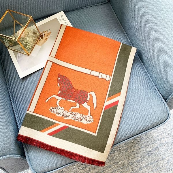 

ss3z letter 19 classic golf arc luxury design bone quality ll6666 high men scarf dad rebound bamboo fiber men, Black;white