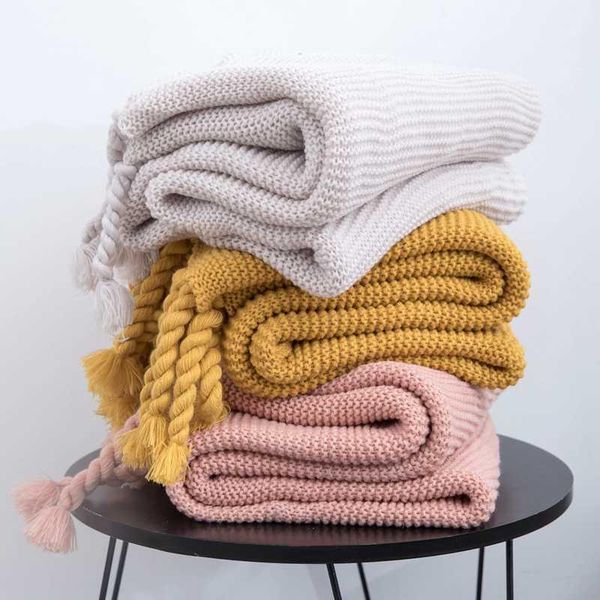 

throw thread blanket with tassel for bed sofa plaid travel car airplane nap blankets soft wall tapestry bedcover mantas koc1