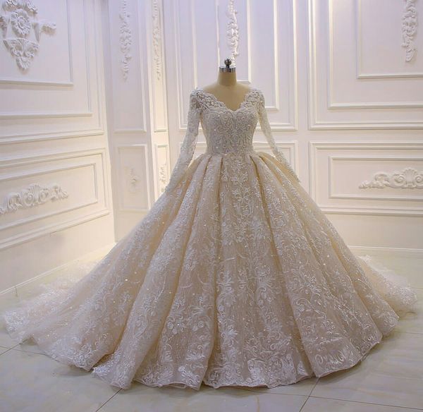 Luxo vestido de baile 2021 vestidos de casamento completa manga comprida Lace frisada Pescoço V vestidos de noiva vintage Plus Size vestes de Mariee
