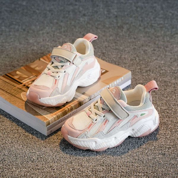 

2021 spring new children's sports light daddy thick soled men's and women's casual korean sho, Black