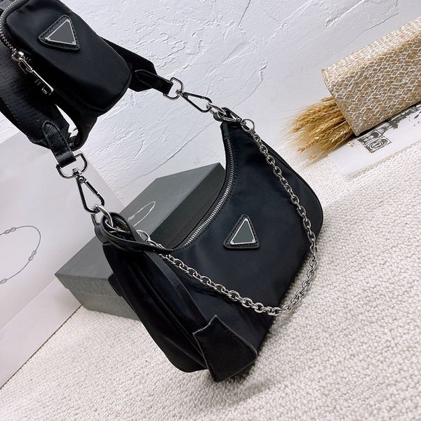 

designer handbags purses luxurious shoulder bags classic retro letter men and women alike purse artwork women's nylon luxurious handbag