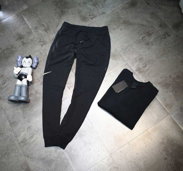 

fashion men tracksuit 20aw new training suit fashion stylish mens clothing desingers casual style sport set long sleeve black -2xl, Gray