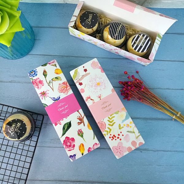 

crisp bean cookie baking egg mung yolk packaging moon cake beef roll candy box