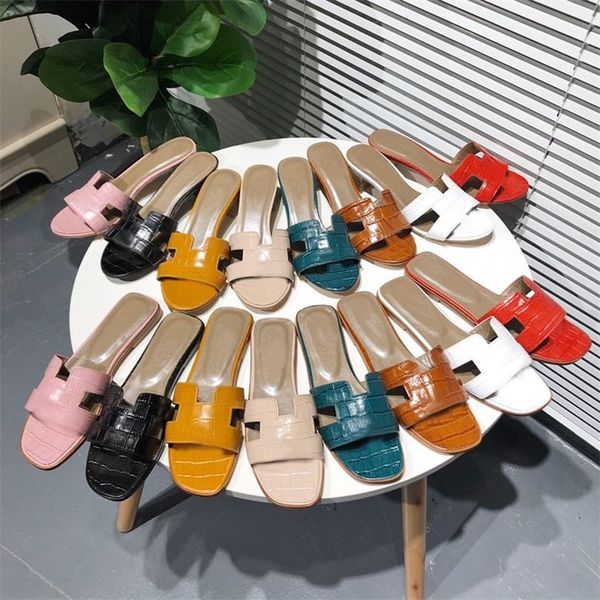 

2023 designer women sandals luxury fashion genuine leather slippers summer flat stylist slides ladies beach sandal party wedding slipper wit, Black