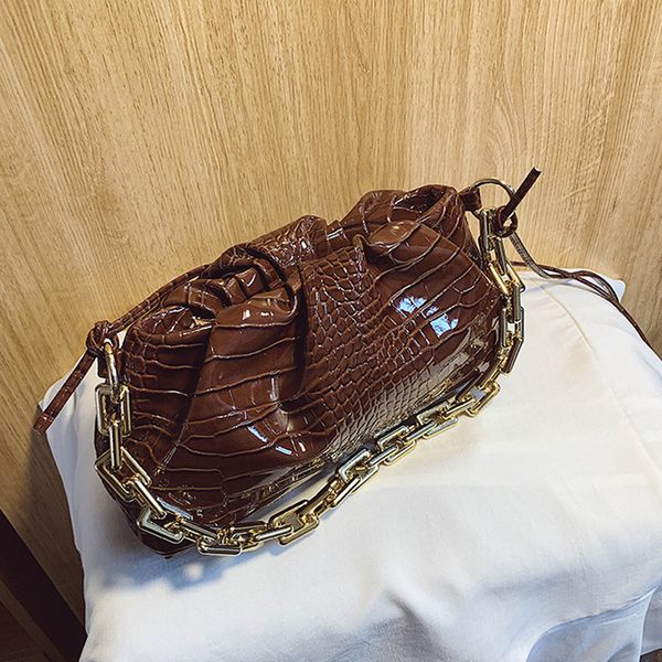 

retro alligator chain strap handbag pu crossbody bags women cloud pleated chain clutch handbag shoulder bag for women