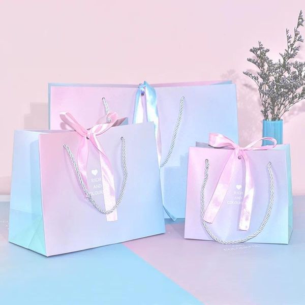 

gift wrap 2021 arrivals wedding bags large size box package bag /pajamas clothes packaging gradient handle paper 5pcs