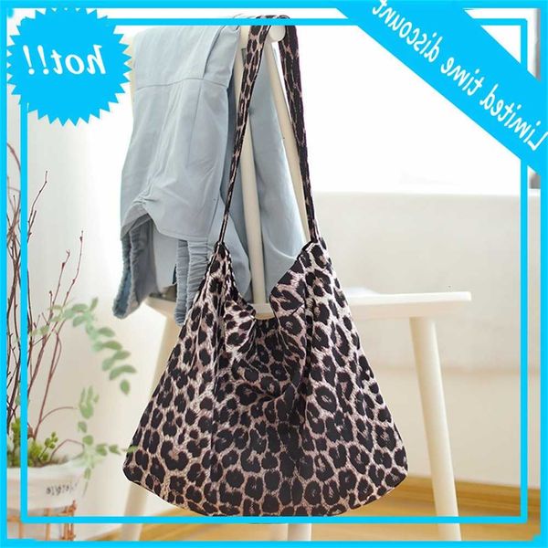 

korean fashion leopard single shoulder casual versatile large capacity tote bag and lazy style printed handbag