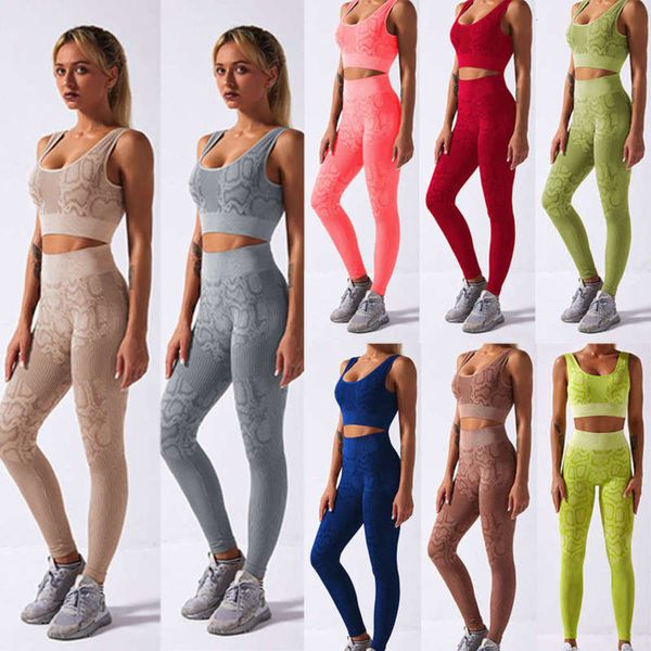 

fitness shark knitted new yoga seamless sports snake suit, Gray