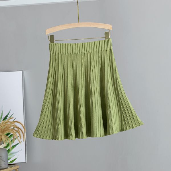 

2021 new harajuku women mini solid autumn spring knit sweater pleated skirts elastic high waist a-line above knee skirt kvtr, Black