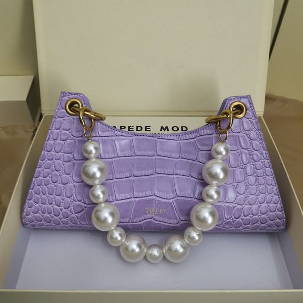 

2020 new spring and summer women's fashion versatile crocodile pattern armpit bag frog thick chain leather single shoulder straddle wom