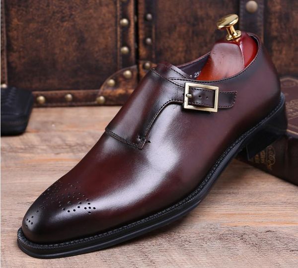 

мужчины носки из натуральной кожи ботинки платья мужчина весна осень кожа пряжка резных черный бизнес брога бесплатная доставка, Black