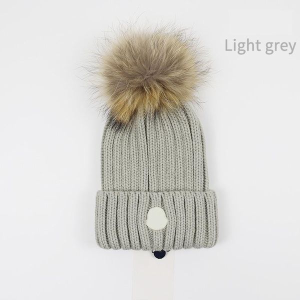 

classic designer beanie winter fashion beanies monclair hat men women cap knitted caps ski hats snapback mask fitted cashmere casual outdoor