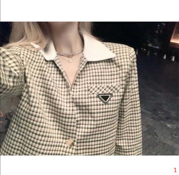 

20fw women jackets with pocket fashion style button slim shirts for lady with long sleevrs zippers shirt jackets m-xl, Black;brown
