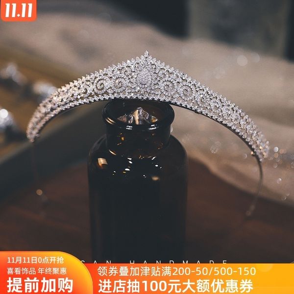 

love to see high-end brides' hair zircon crown headdress wedding accessories studio sample and makeup modeling, Silver