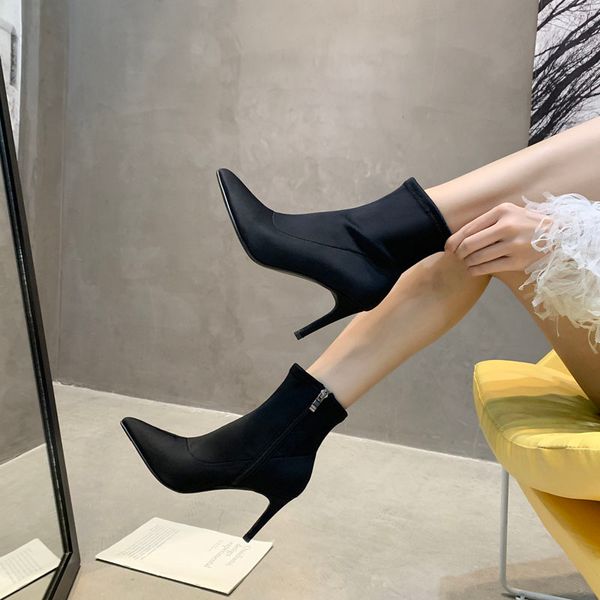 

2021 new fine-shoe boots, socks autumn and winter heels pointed medium-women boots in 1kpk, Black