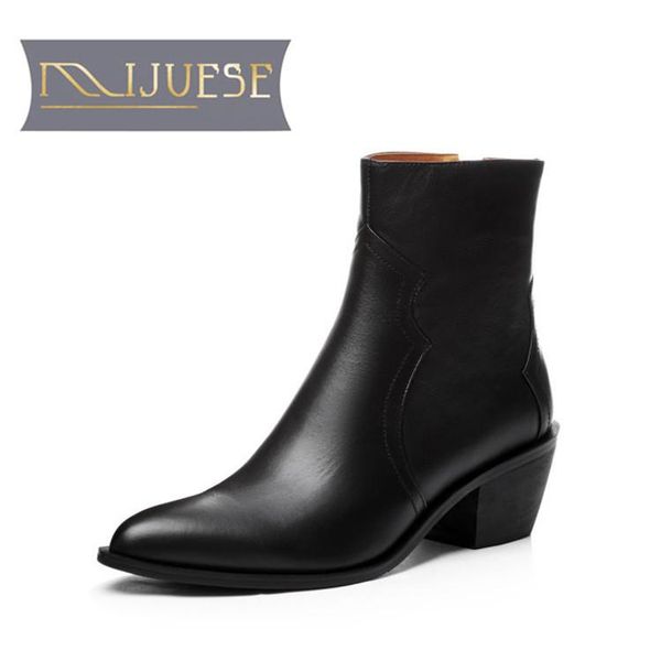 

mljuese 2021 women ankle boots cow leather winter short plush pointed toe zipper med heels female western boots size 39, Black