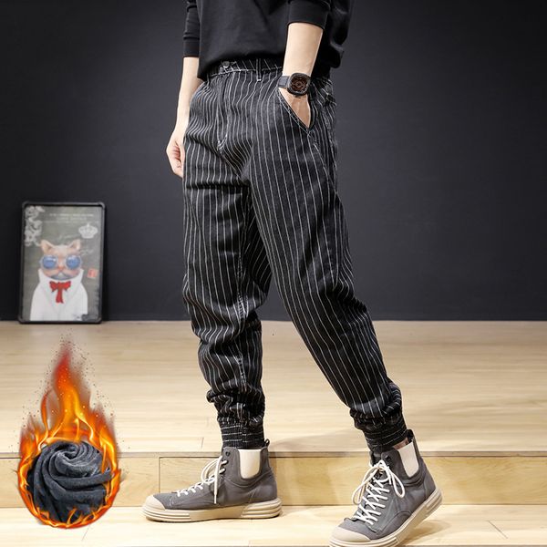 

2021 new japanese vintage designer fashion men jeans loose fit stripe spliced casual cargo pants hip hop joggers winter warm trousers a228, Blue