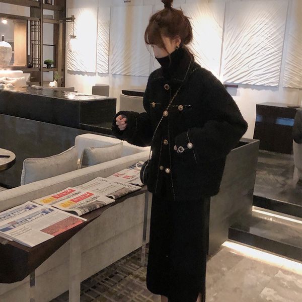 

2021 new korean winter lamb fur women's single lapel breasted straight tube type temperament versatile coat thickening 6apk, Black;brown