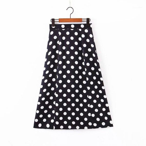 

xl33-2605 european and american fashion point skirt1, Black