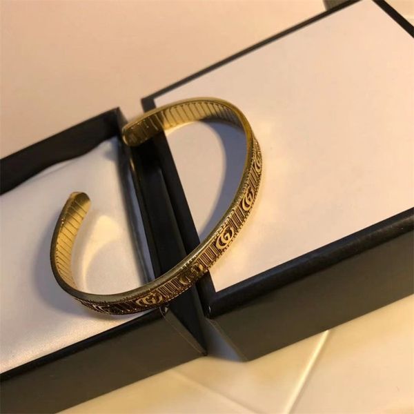 

fashion alphabet open mouth bracelet for female fashion lovers, Black