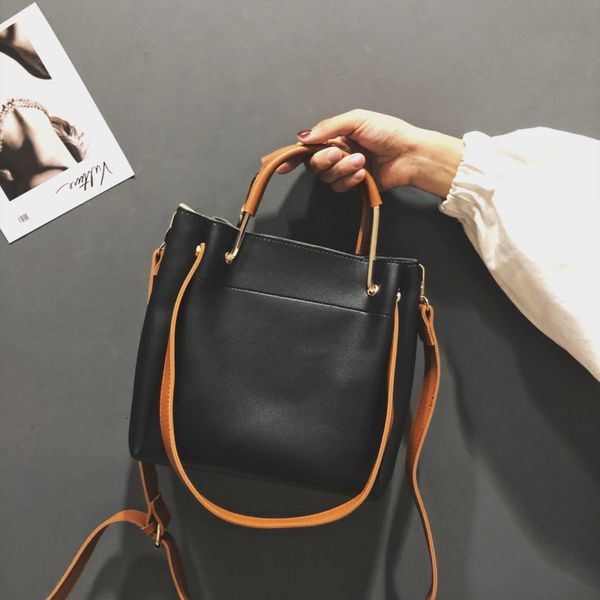 

hbp non-brand 2021 new ins super fire bag women's korean versatile messenger bag single shoulder large capacity bag bucket sport.0018