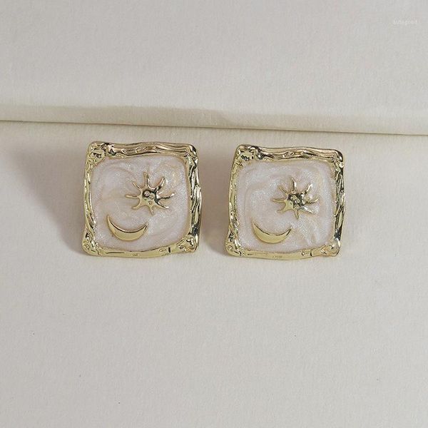 

stud 1pair 2021 summer moon the stars earrings for women girl enamel earings simple ear e5201, Golden;silver