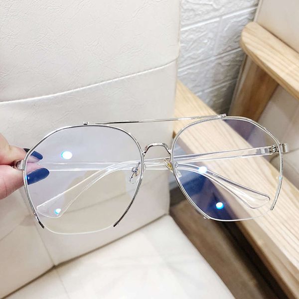 

net red sunglasses women's fashion ins new anti ultraviolet large frame glasses fashion sunglasses eyes round face 2019, White;black