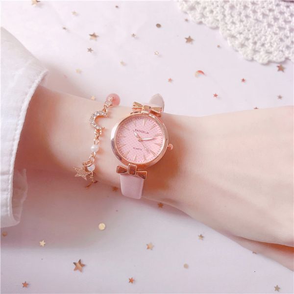 

watch female small dial small belt simple temperament student ins style retro lovely junior high school girl girlfriends small, Slivery;brown