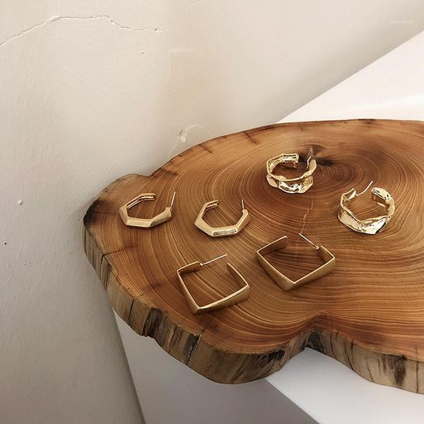 

stud 2021 korean retro simple style twisted metal cold wind earrings for female accessories1, Golden;silver