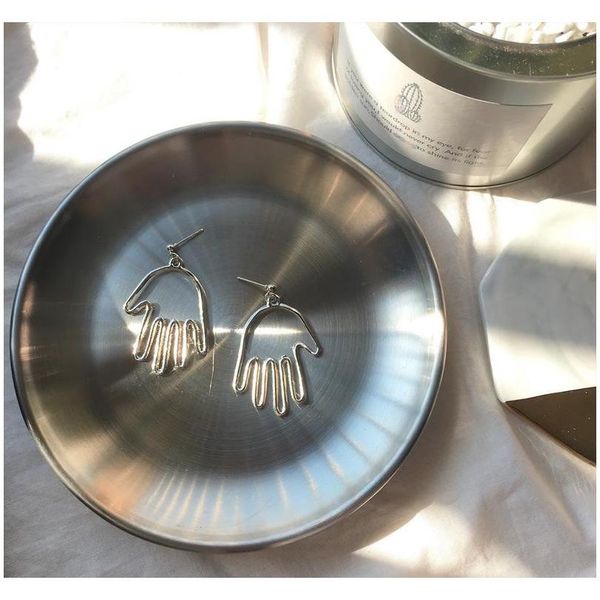 

europe and the united states creative jewelry personality simple earrings pen strokes hollow palm earri sqcoiy new_dhbest, Silver