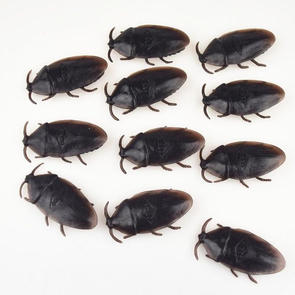 

10pcs fake roaches prank novelty cockroach the halloween props gag joke novelty toys for children wmtitr infant2005