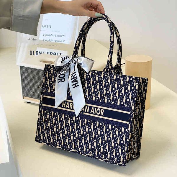 

bag exotic silk scarf printed portable tote bag popular autumn and winter new commuter simple one shoulder