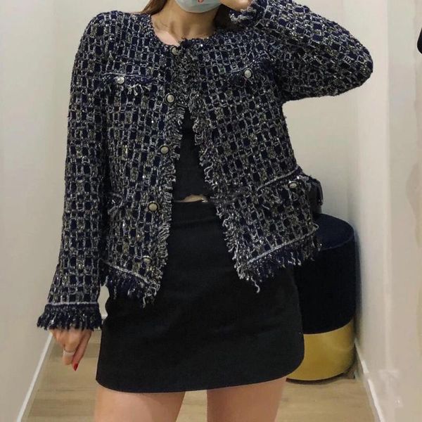

2021 winter new style small fragrance style tweed fringed short coat women, White