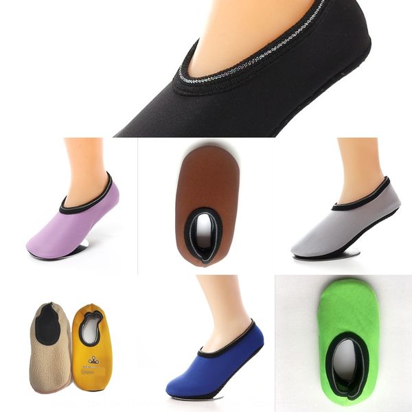 

air layer hosiery thickened plush special floor sock for early education stockings plate stockings early education board socks socks i, Black