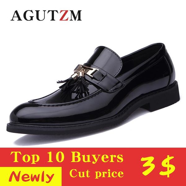 

2020 patent leather pointed dress shoes men formal shoes flat comfotable trend fashion design male casual footwear black